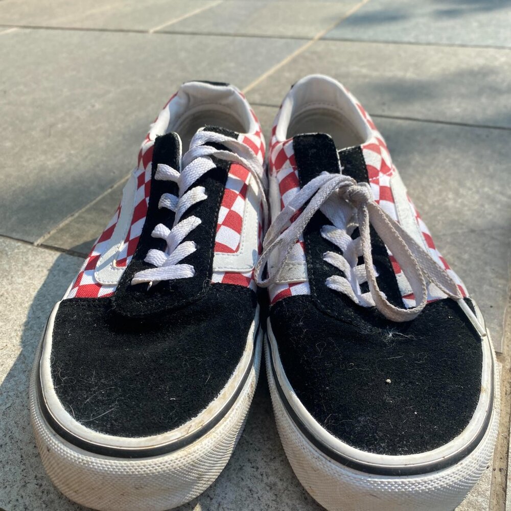 Checkered Low-Top Vans - Picture 6 of 7